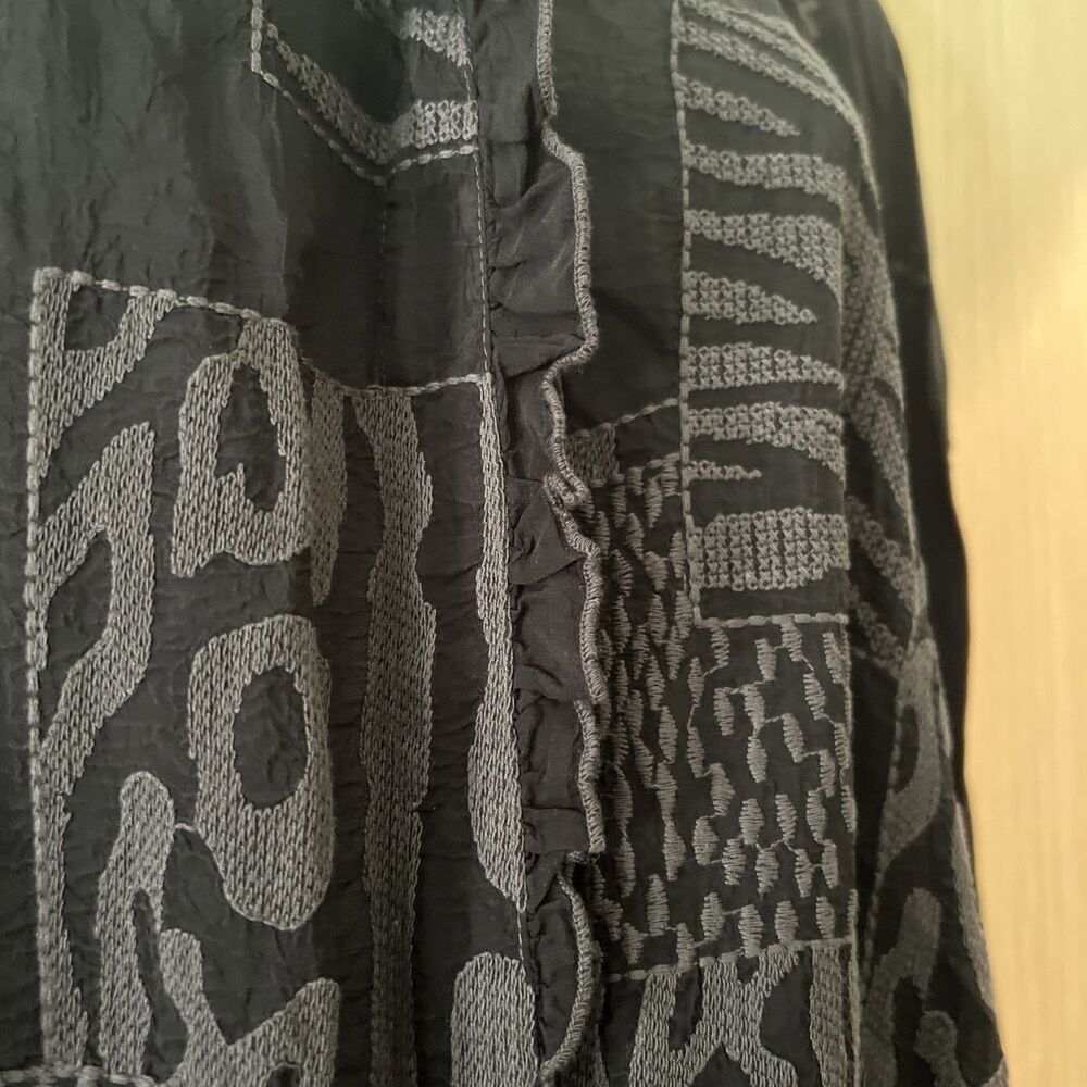 Johnny Was Molli Jaga Blouse Size Small Black Rayon Top Button Down NWT! - Picture 10 of 12